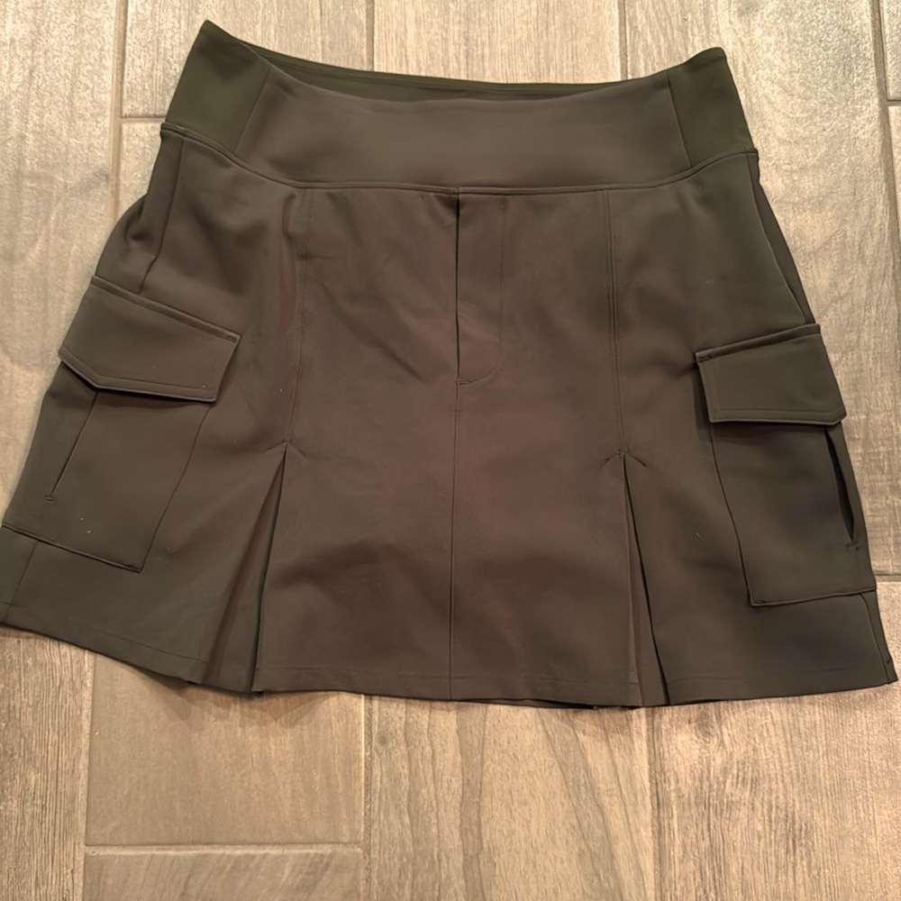 ATHLETA- Skort- green Sz 8